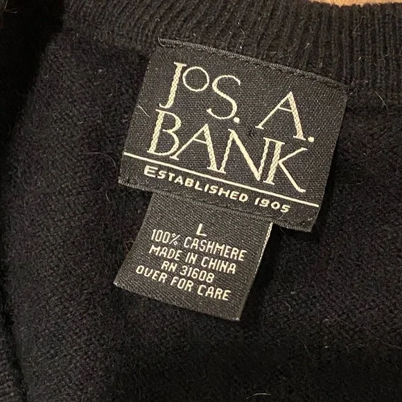 Jos A Bank 100% Cashmere Mens Black V-Neck Sweater Large L - Picture 2 of 2